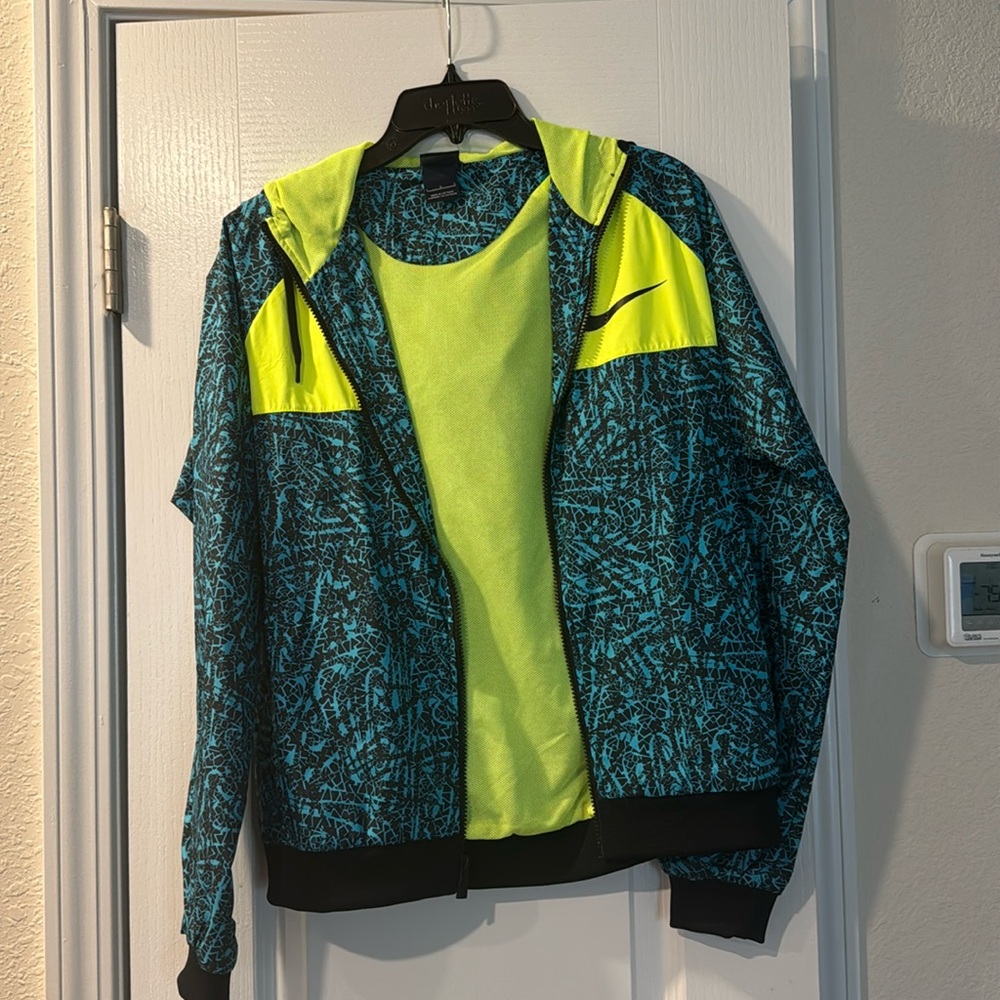 Nike Zip Up Hooded Jacket